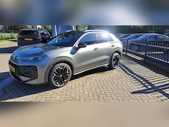 Volkswagen T-Roc - 1.5 eTsi Style First Edition R line