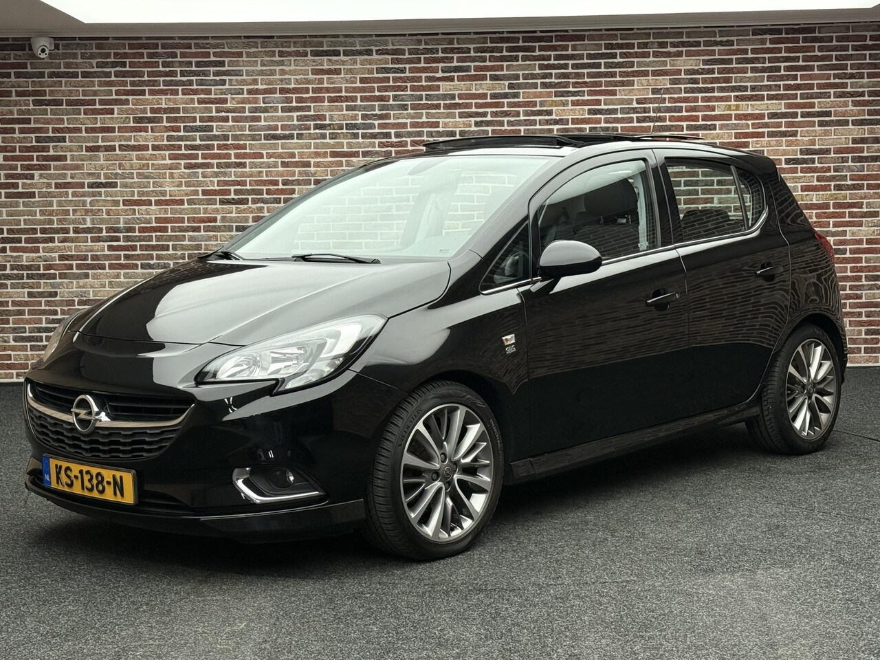 Opel Corsa - 1.0 Turbo Innovation OPC Line Panoramadak Airco Dealer Onderhoud - AutoWereld.nl