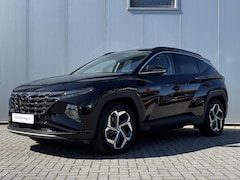 Hyundai Tucson - 1.6 T-GDI PHEV Comfort Smart 4WD / Pano Dak / 19" LM / Stoelverwarming /