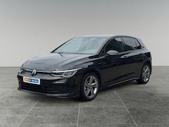 Volkswagen Golf - 1.5 130pk eTSI R-Line Business Parkeersensoren voor en achter | Adaptive Cruise Control |