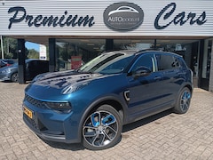 Lynk & Co 01 - 1.5 Plug in Hybrid, 262PK PANO, TREKH 1800kg trekgewicht, WINTERPAKKET