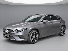 Mercedes-Benz A-klasse - 250 e Luxury Line | Panoramadak | Dodehoekassistent| Sfeerverlichting|Stoelverwarming