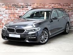 BMW 5-serie Touring - 520i High Executive M Sport Pakket Automaat / Navigatiesysteem Professional / Adaptieve LE