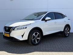 Nissan Qashqai - 1.3 MHEV N-Connecta / Trekhaak ( 1400 kg ) / Apple Carplay/Android Auto / Panoramadak /