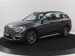 BMW X1 - xDrive20i High Executive | Trekhaak | LED | Stoelverwarming | Keyless | Camera |