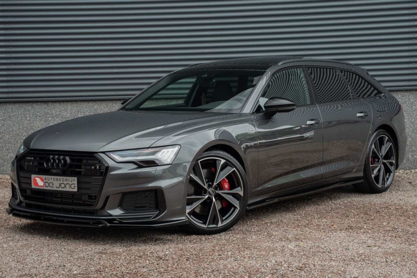 Audi A6 Avant - 55 TFSIe Competition 367PK | RS-Stoelen | Pano | Trekhaak | B&O - AutoWereld.nl