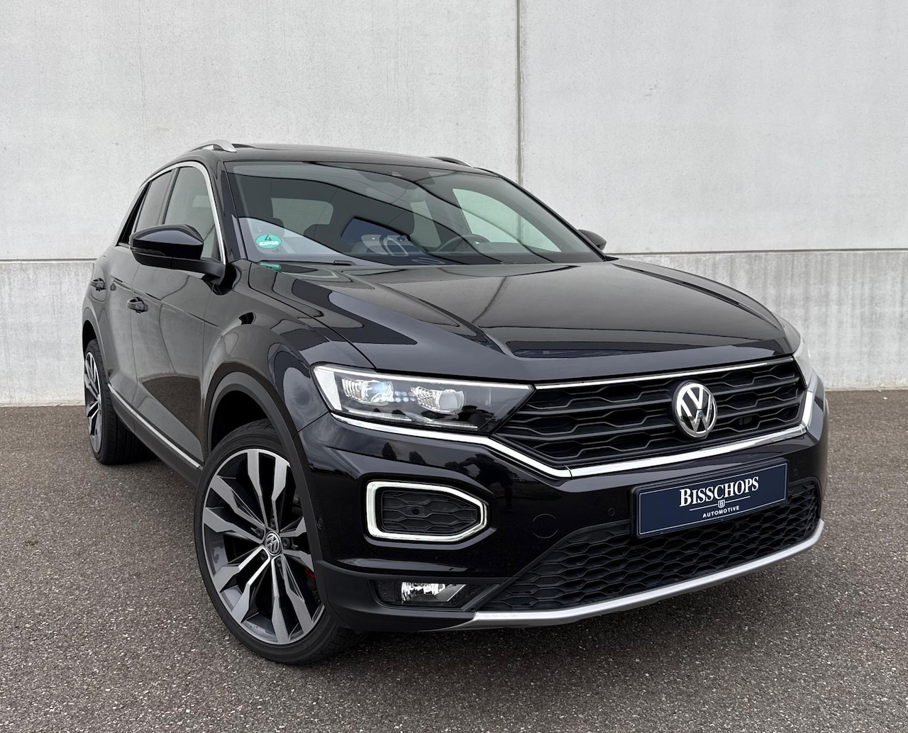 Volkswagen T-Roc - 2.0 TSI 4Motion Sport Luxe|Panorama|Trekhaak|Beats|Carplay Hi-Fi|ACC|Automatisch inparkere - AutoWereld.nl