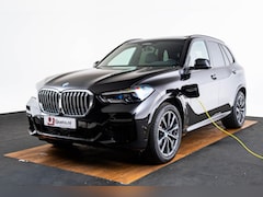 BMW X5 - xDrive45e High Executive M Sport - Trekhaak - Panoramadak - Driving Assistant Professional