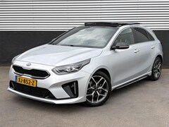 Kia Cee'd - Ceed 1.0 T-GDi GT-Line Schuif/kanteldak, Trekhaak, Stoel- & Stuurwiel verwarmd, Smart Key,