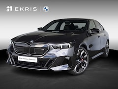 BMW i5 - Sedan eDrive40 | M Sportpakket Pro | Stuurwielverwarming | Adaptief onderstel Professional