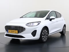 Ford Fiesta - 125pk Hybrid Titanium | 1ste eigenaar | Trekhaak | Camera | Climate | LED lampen | AppleCa