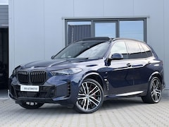 BMW X5 - xDrive50e M sport Pro | 490 PK | Trekhaak | Pano | M Stoelen | Individual Tansanitblau met