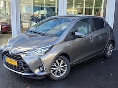 Toyota Yaris - 1.5 Hybrid Dynamic Trekhaak | Navigatie | startknop