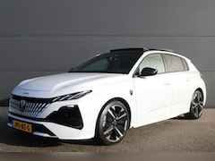 Peugeot 308 - 1.2 Hybrid 145 e-DCS6 GT | Panorama/schuifdak | Luxe stoelen | Focal | Trekhaak | Nieuw mo