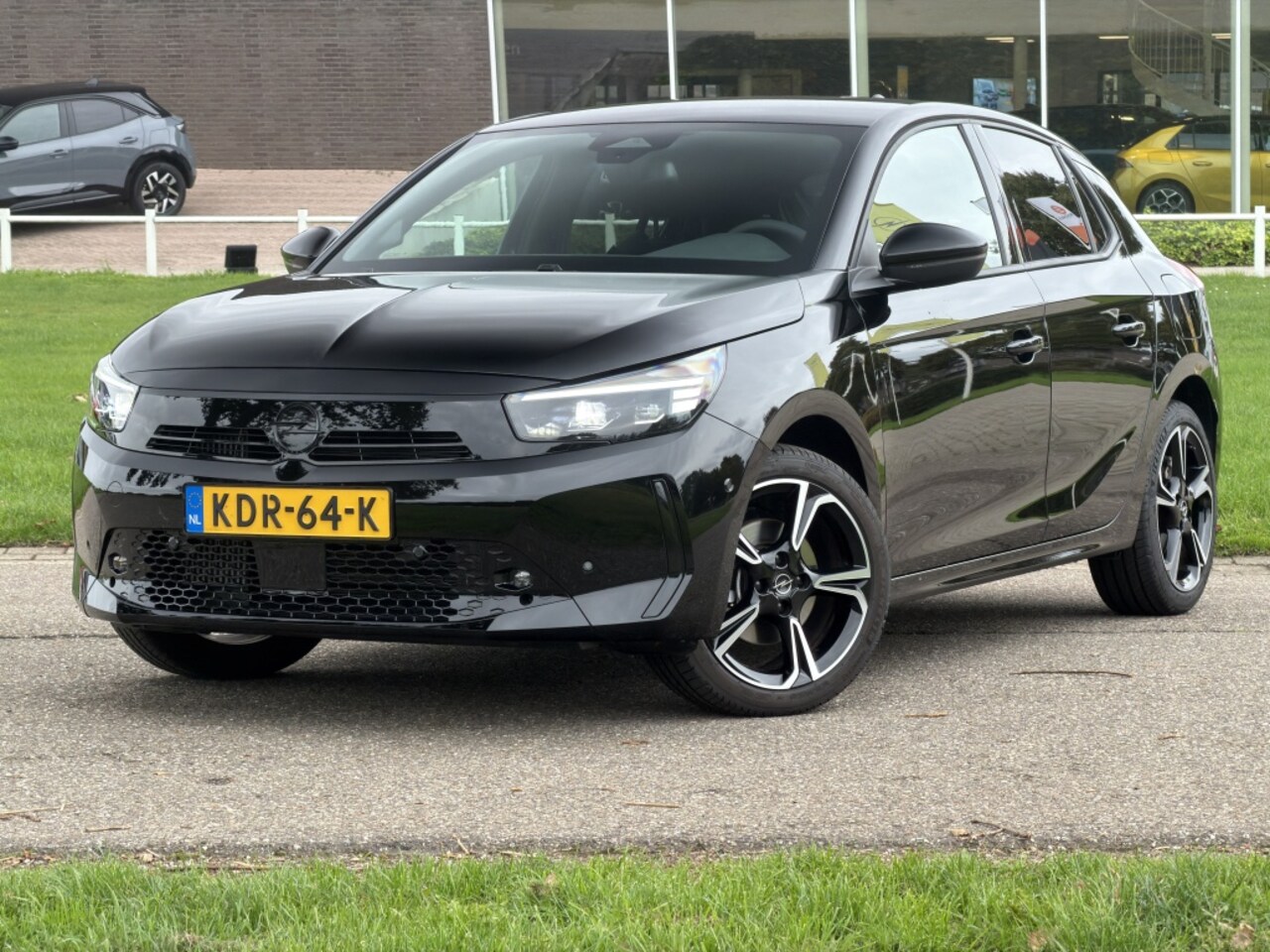 Opel Corsa - 1.2 Turbo Ultimate #RIJKLAAR# | AFL | Alcantara | Massage - AutoWereld.nl