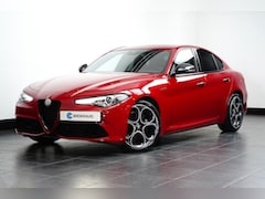 Alfa Romeo Giulia - Veloce 280PK | Stoelverwarming | Adap. Cruise | 19 inch | Trekhaak