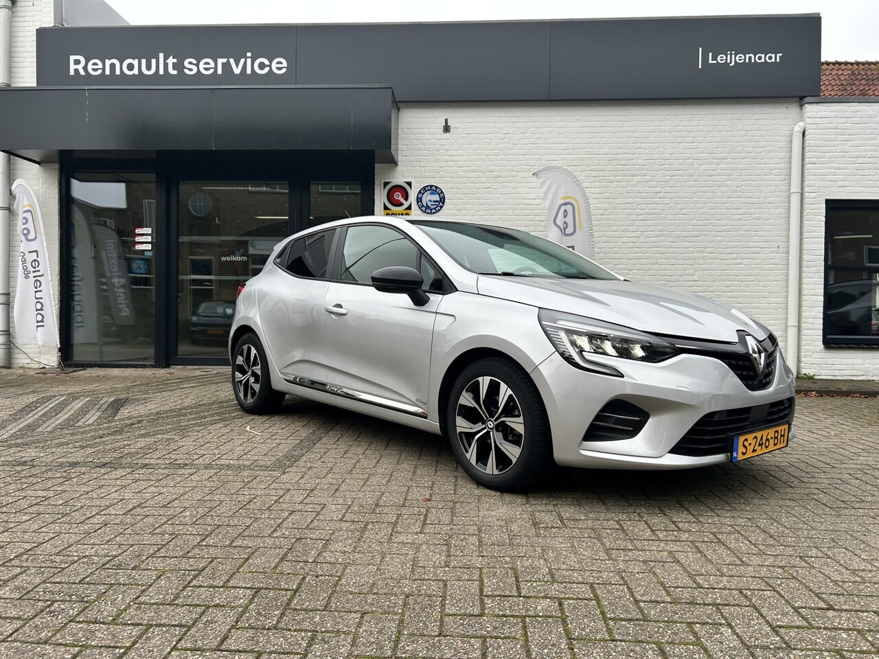 Renault Clio - 1.0 TCe 90 Evolution | Keyless entry | Navigatie | Apple Carplay | Android auto | Lichtmet - AutoWereld.nl
