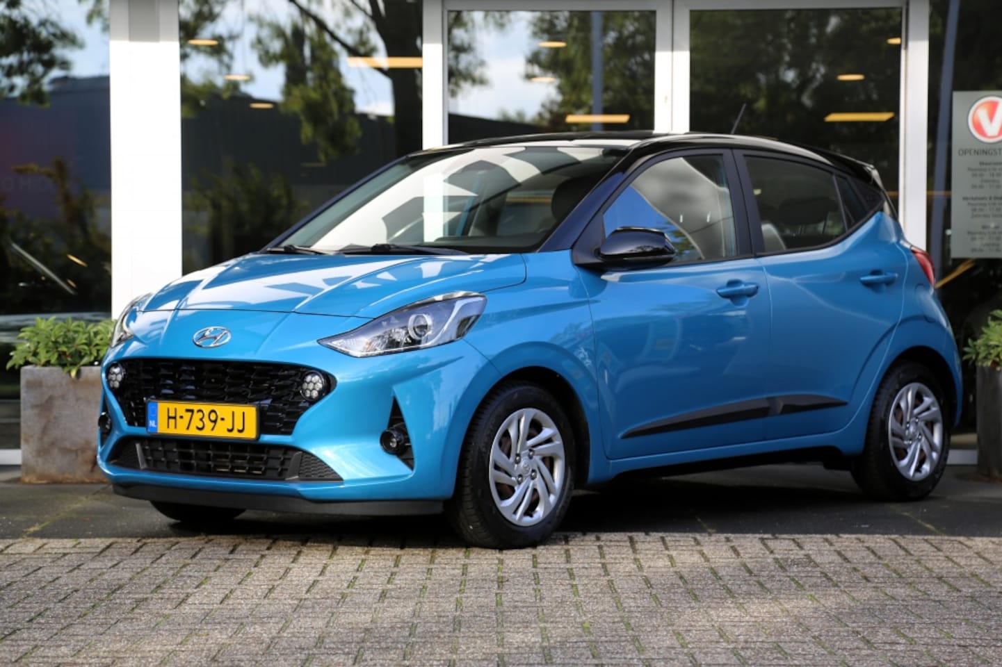 Hyundai i10 - 1.0 Premium | Trekhaak | NL auto | Div. accessoires - AutoWereld.nl