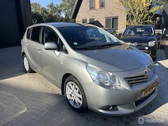 Toyota Verso - 1.8 VVT-i Business Titanium PDC Trekh Camera
