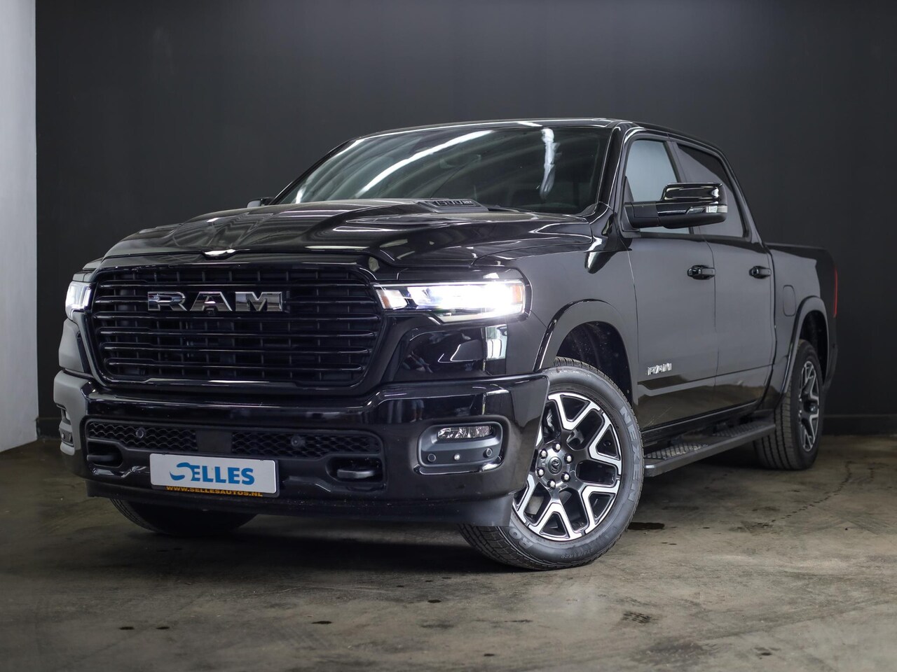 Dodge Ram 1500 - 2025 3.0L HURRICANE LARAMIE SPORT | BPM VRIJ | NIEUW | - AutoWereld.nl