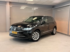Volkswagen Tiguan - 1.5 TSI Life Business | LED | ELEKTR. ACHTERKLEP | NAVI | CAR PLAY |