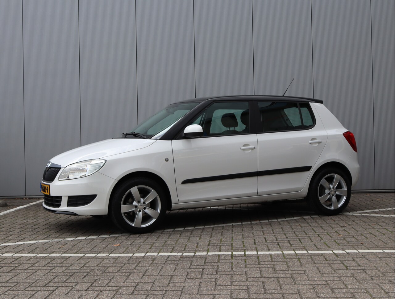 Skoda Fabia - 1.2 | BOVAG-garantie | Airco | 16'' - AutoWereld.nl