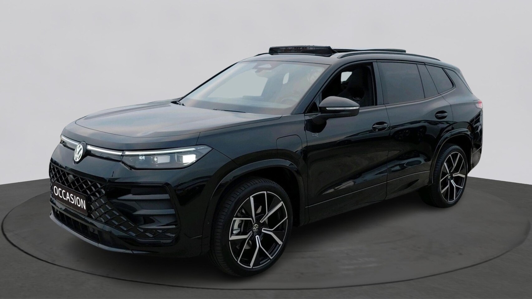 Volkswagen Tayron - 1.5 eHybrid R-Line Edition | Black Style | Panoramadak | - AutoWereld.nl