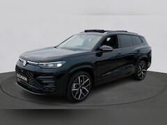 Volkswagen Tayron - 1.5 eHybrid R-Line Edition | Black Style | Panoramadak |