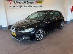 Volkswagen Golf - 1.5 TSI Highline R-Line Automaat | Panoramadak | Digital dashboard | Stoelmassage+Verwarmi