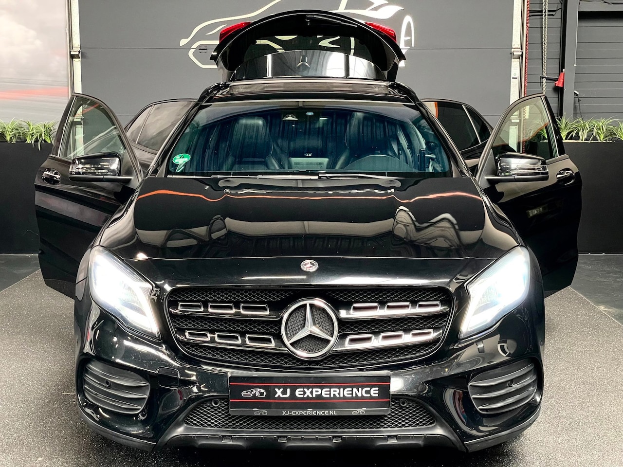 Mercedes-Benz GLA-Klasse - 250 FACE-LIFT AMG PANO NAVI AIRCO 250 PK - AutoWereld.nl