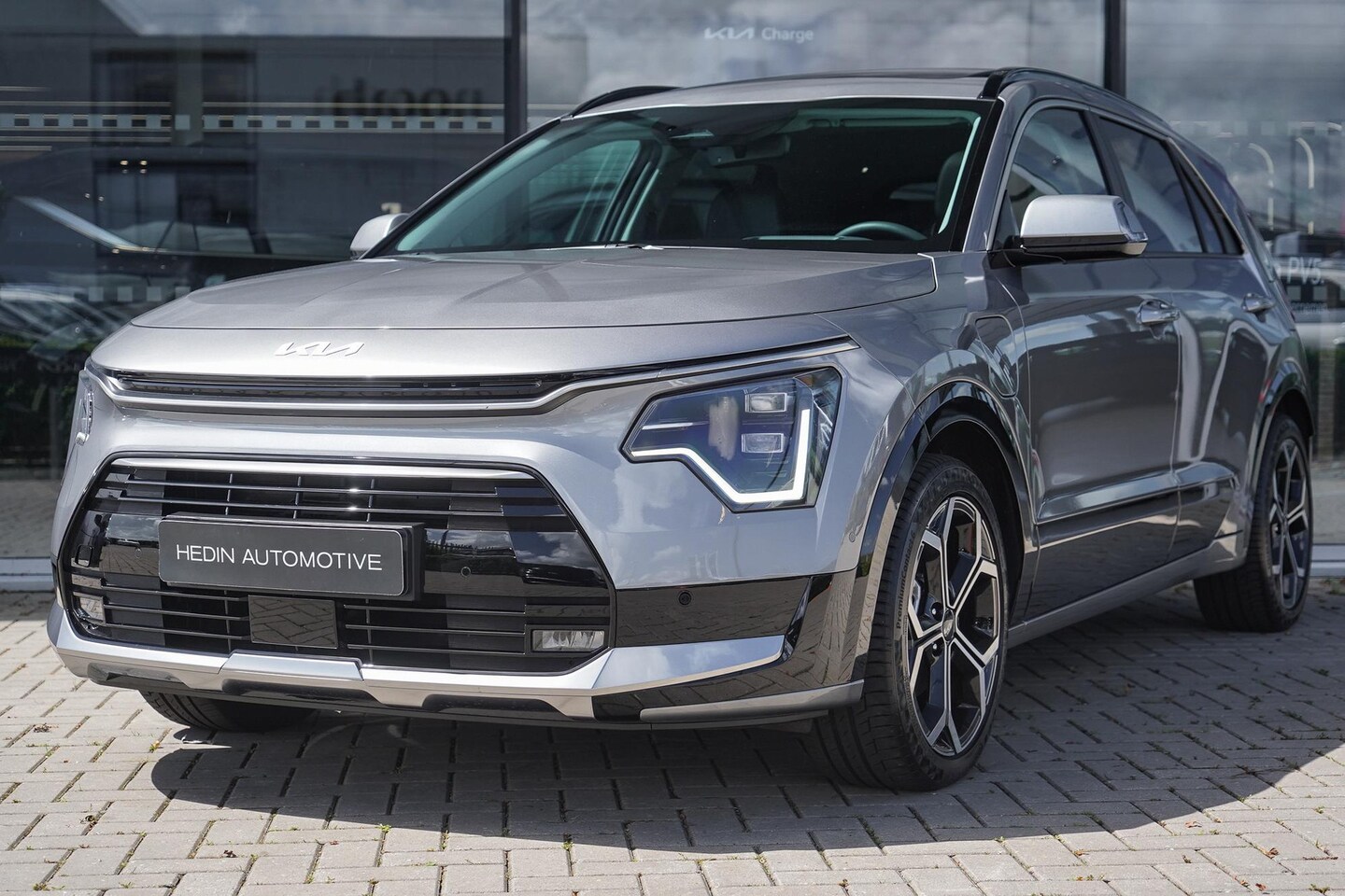 Kia Niro - 1.6 GDi PHEV Plug-In Hybrid ExecutiveLine | 65km Elektrisch WLTP | Open dak | Leder | Memo - AutoWereld.nl