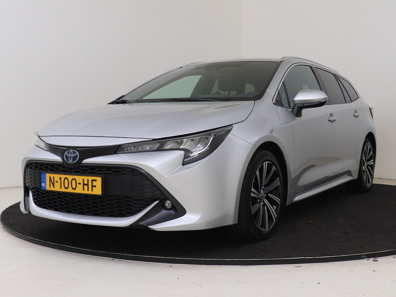 Toyota Corolla Touring Sports - 1.8 Hybrid Dynamic | NL dealeronderhouden | - AutoWereld.nl