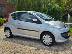 Peugeot 107 - 1.0-12V XS APK:07-2027 *94.000km