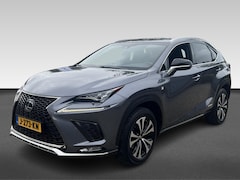 Lexus NX - 300h AWD President Line