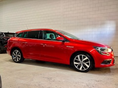Renault Mégane Estate - 1.2 TCe Bose Bj.17|Camera|Masagestoel|Leer|Vol opties