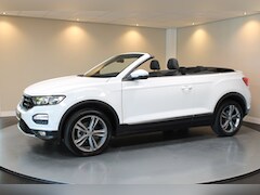 Volkswagen T-Roc Cabrio - 1.5 TSI Style *50.000Km* Dealer OH|Carplay|Camera|Stoelverw.|Adapt.Cruise|DAB|IQ-Drive|NAP