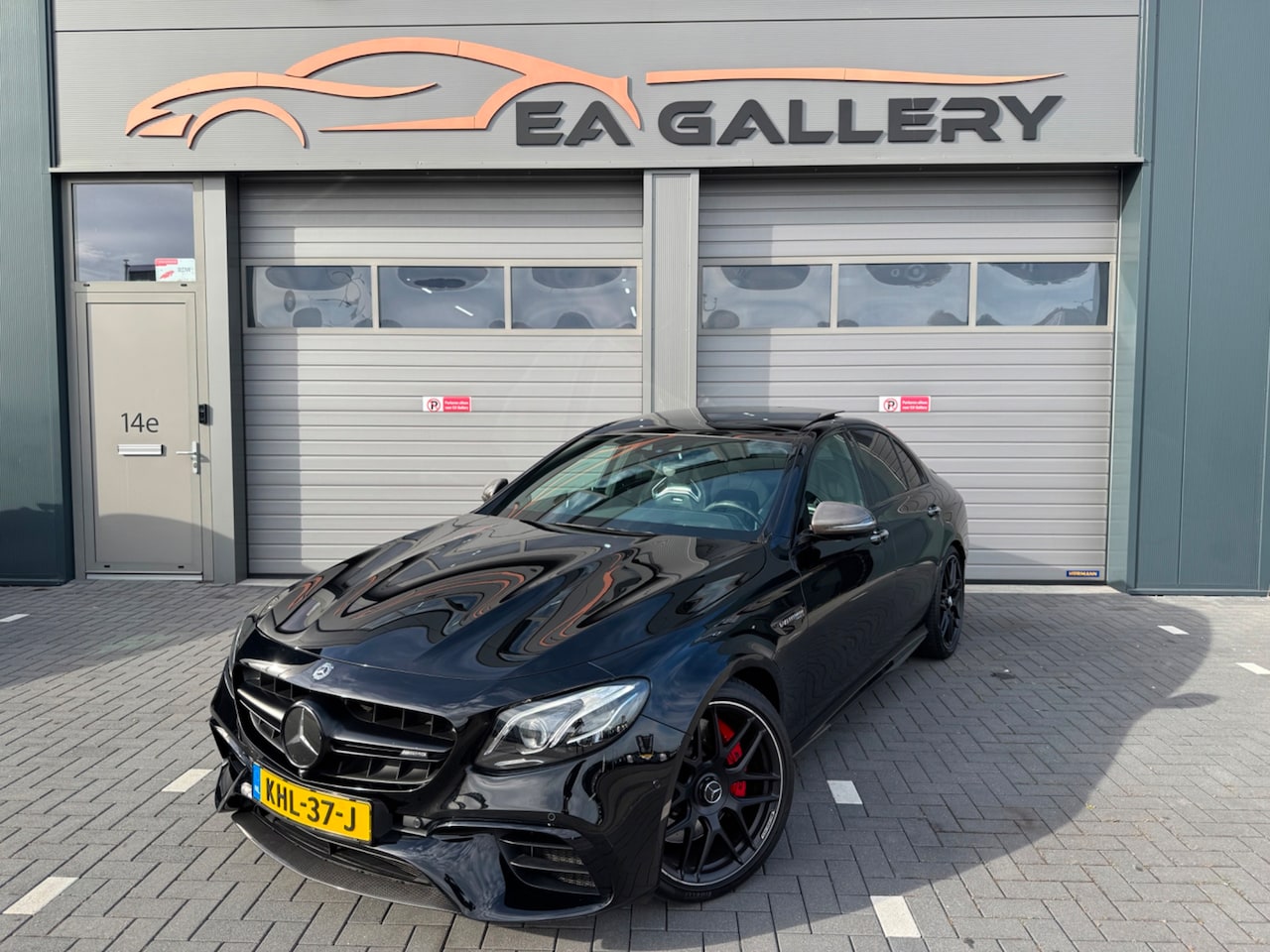 Mercedes-Benz E-klasse - AMG E63 S 4MATIC+ Carbon Softclose BOMVOL - AutoWereld.nl