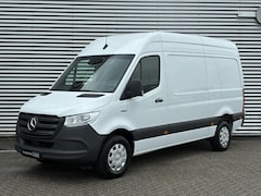 Mercedes-Benz eSprinter - 320 L2 Pro-Edition 81kWh | 204pk | Wltp 313km | Navigatie | Trekhaak etc