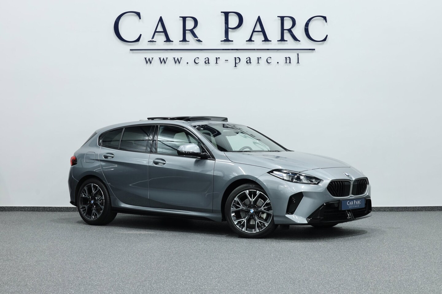 BMW 1-serie - 120 M Sport 170+PK LASER/VIRTUAL/SFEER/PANO/HUD/HARMAN/HALF LEDER+S.VERWARMING/CAM/ACC/ECC - AutoWereld.nl