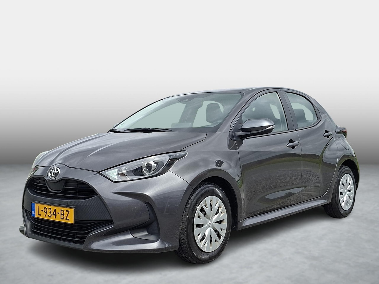 Toyota Yaris - 1.0 VVT-i Active NAVI | CRUISE | CAMERA | NL-auto | rijklaarprijs !! - AutoWereld.nl