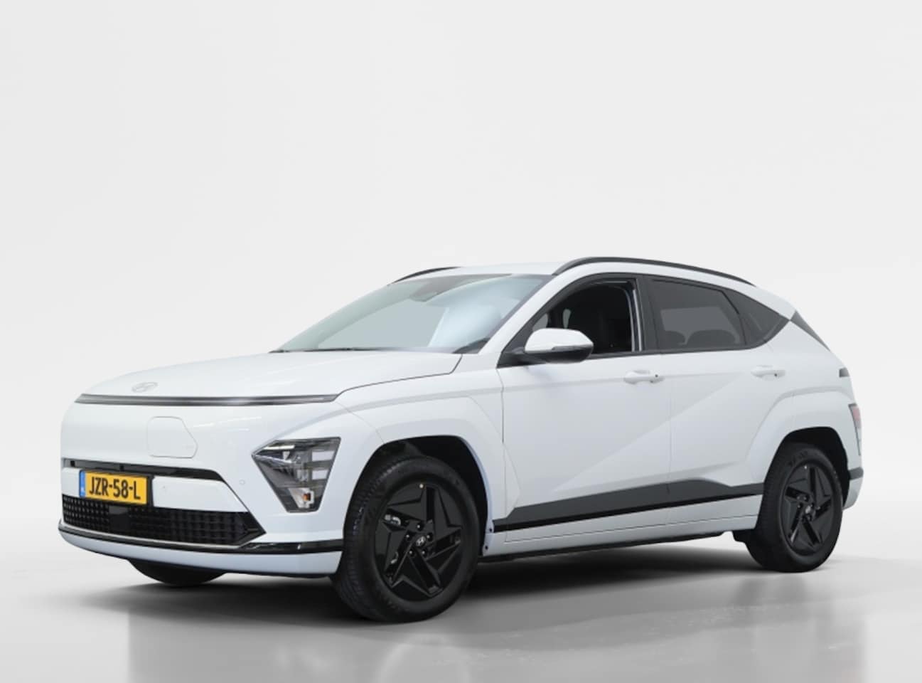 Hyundai Kona Electric - 64,8 kWh Pure Edition | DEMO | Stoelverwarming | - AutoWereld.nl