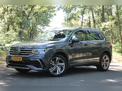 Volkswagen Tiguan - 1.5 TSI R-Line Business | Carplay | Trekhaak