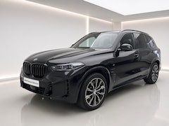 BMW X5 - xDrive50e M-Sport | Panorama | Driving Assistant Professional | Comfortzetels | Harman Kar