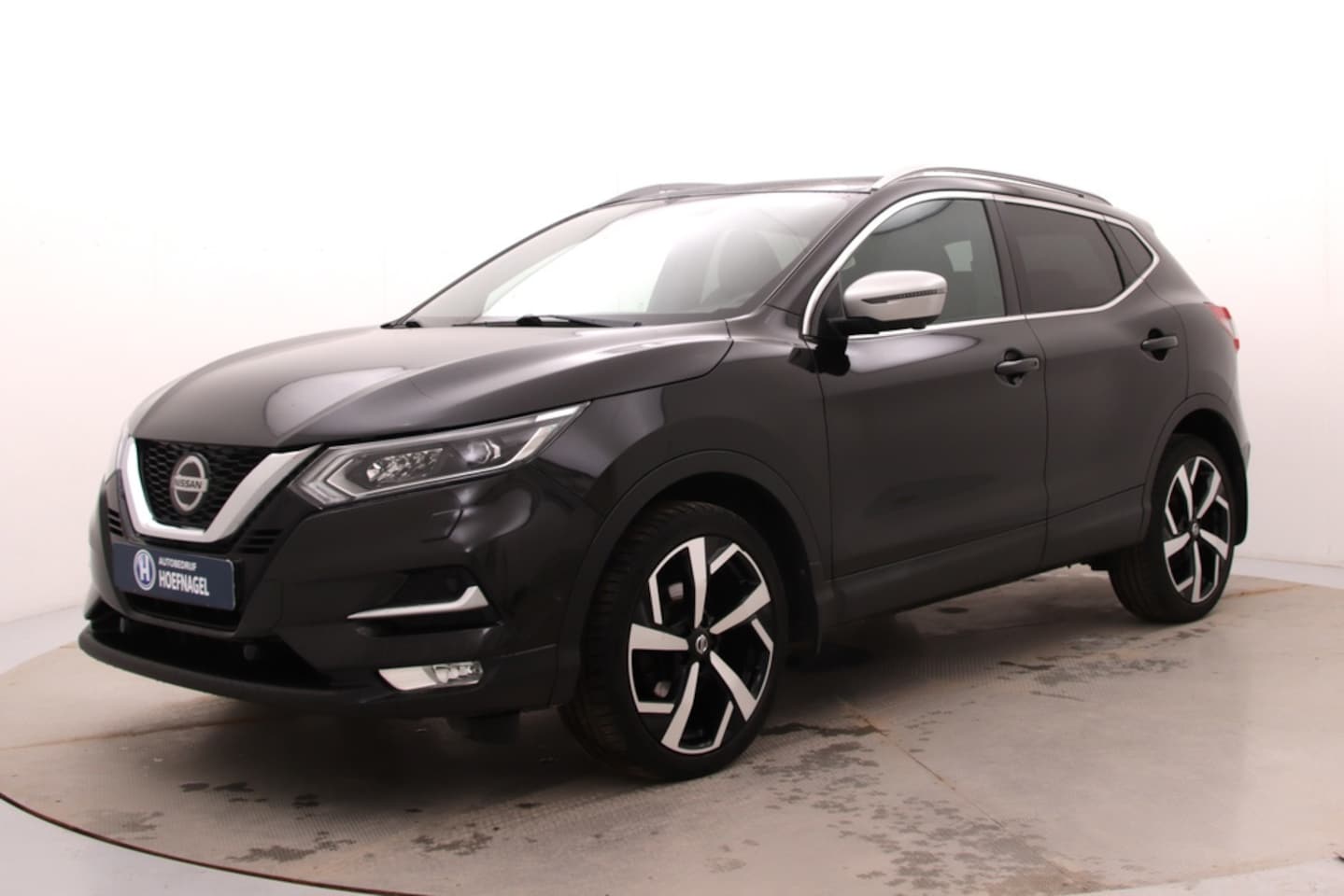 Nissan Qashqai - 1.3 DIG-T Tekna + | Automaat | Cruise control | Stoelverwarming | CarPlay | 360° Camera | - AutoWereld.nl
