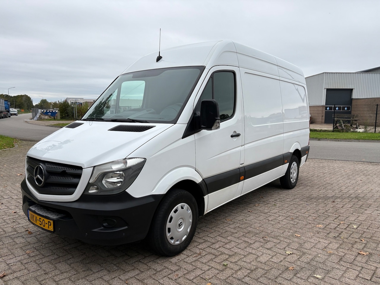 Mercedes-Benz Sprinter - 214 2.2 CDI Euro 6 - AutoWereld.nl