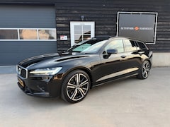 Volvo V60 - 2.0 T8 R Design AWD PHEV Pano Leder Hud Camera
