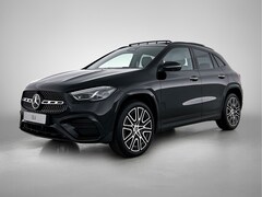 Mercedes-Benz GLA-Klasse - 250 e 140 Year Edition | Premium Plus pakket | Panoramaschuifdak | 360° camera | 20” tien