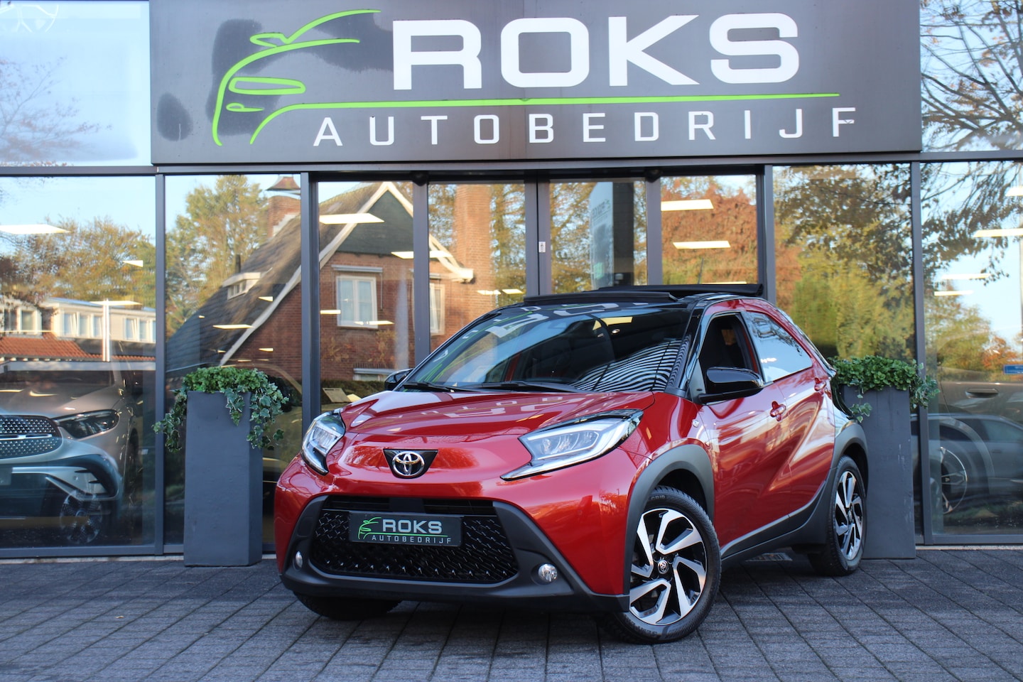 Toyota Aygo X - 1.0 VVT Pulse Cabrio-Top Automaat Apple Carplay/Camera/Keyless - AutoWereld.nl