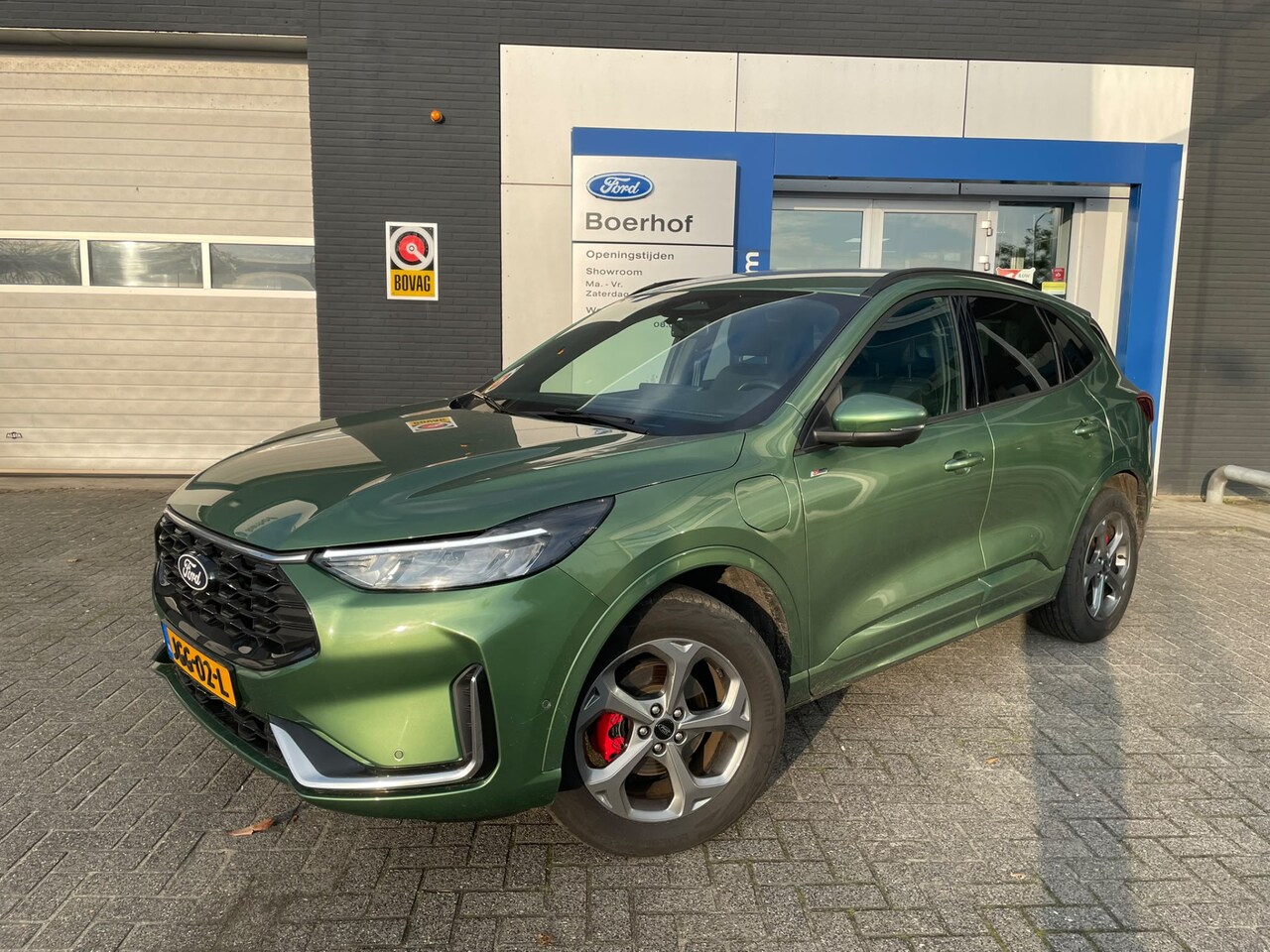 Ford Kuga - 2.5 PHEV ST-Line X Orig. NL | Elek. Trekhaak | Stoel/Stuur/Voorruit/Achterbankverwarming | - AutoWereld.nl