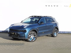 Lynk & Co 01 - 360 Camera/ Adaptieve cruise control/ Elektrische stoelen/ BLIS/ Stoelverwarming/ Elektris